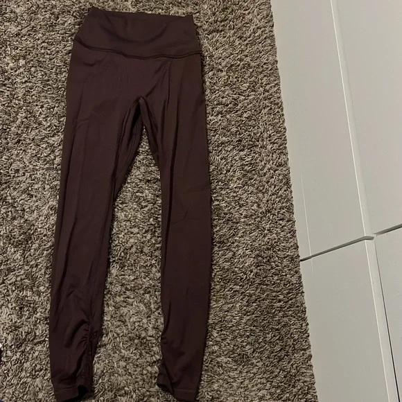 Gymshark- Whitney Simmons V1 Collection - Picture 3 of 3